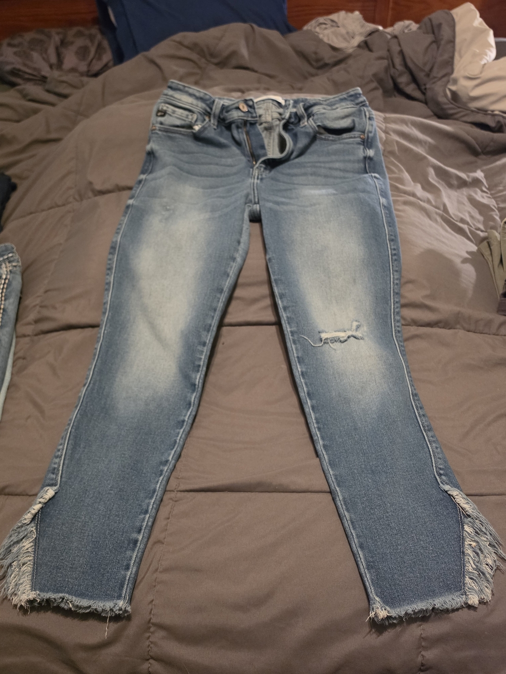 KanCan Light Blue Frayed Hem Cropped Jeans